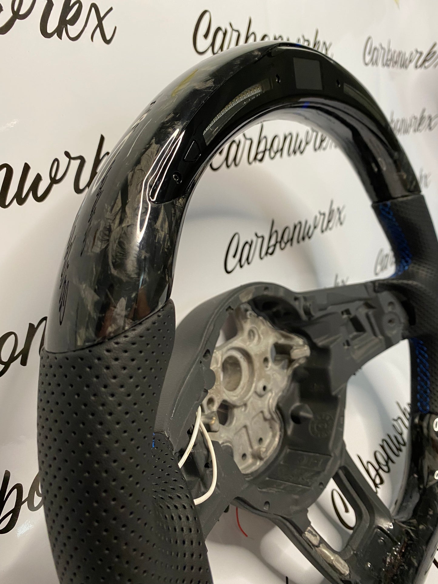 cWrkx/ Forge Carbon Lenkrad Konfigurator