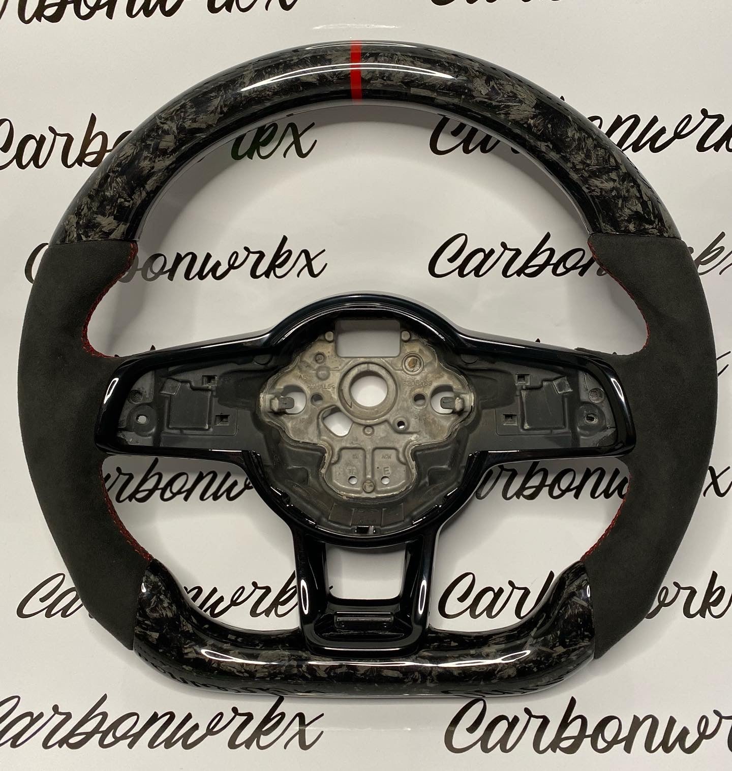 cWrkx/ Forge Carbon Lenkrad Konfigurator